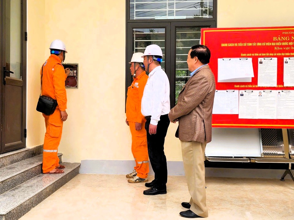 Phóng sự truyền hình: Đảm bảo cấp điện phục vụ bầu cử